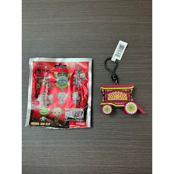 IT Welcome To Derry Figural Bag Clip Keychain - Pennywise Wagon - Picture 1 of 2